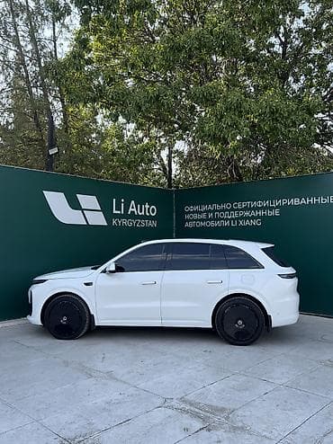 LDV: Lixiang L6: 2025 г., 1.5 л, Вариатор, Гибрид, Кроссовер lalafo.kg да — 6 LDV: Lixiang L6: 2025 г., 1.5 л, Вариатор, Гибрид, Кроссовер — 6