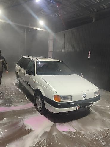 Volkswagen Passat Variant: 1992 г., 1.8 л, Механика, Бензин, Универсал at lalafo.kg Volkswagen Passat Variant: 1992 г., 1.8 л, Механика, Бензин, Универсал