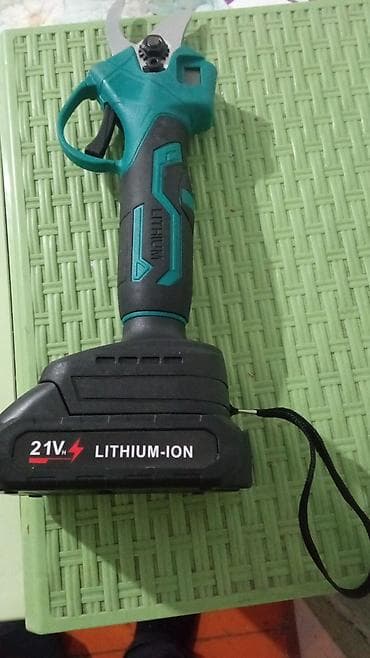 Ручные секаторы, Самовывоз at lalafo.kg Ручные секаторы, Самовывоз