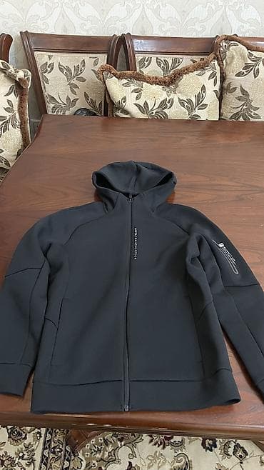 Мужской спортивный костюм, M, Anta, Новый, Бесплатная доставка, Самовывоз, Платная доставка at lalafo.kg Мужской спортивный костюм, M, Anta, Новый, Бесплатная доставка, Самовывоз, Платная доставка