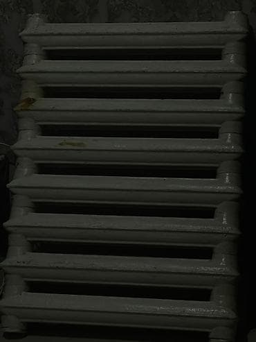 Чугунный радиатор отопления - Материал: чугун - Конструкция at lalafo.kg Чугунный радиатор отопления - Материал: чугун - Конструкция