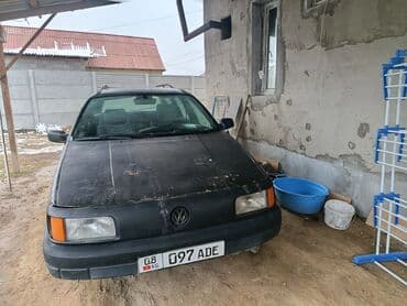 Volkswagen Passat Variant: 1990 г., 1.8 л, Механика, Бензин, Универсал at lalafo.kg Volkswagen Passat Variant: 1990 г., 1.8 л, Механика, Бензин, Универсал