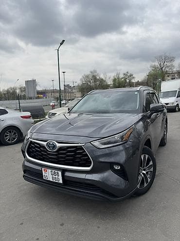 Toyota Highlander: 2023 г., 2.5 л, Автомат, Гибрид, Кроссовер at lalafo.kg Toyota Highlander: 2023 г., 2.5 л, Автомат, Гибрид, Кроссовер