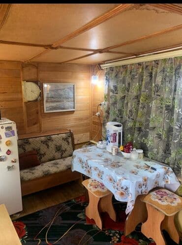 Барачный, 60 м², 3 комнаты, Собственник, Старый ремонт at lalafo.kg Барачный, 60 м², 3 комнаты, Собственник, Старый ремонт