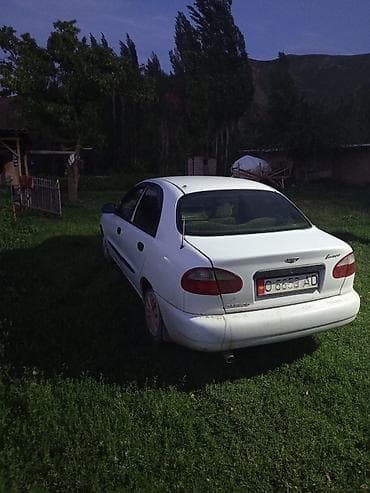 Daewoo Lanos: 1997 г., 1.6 л, Механика, Бензин, Седан at lalafo.kg Daewoo Lanos: 1997 г., 1.6 л, Механика, Бензин, Седан