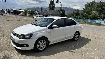 Volkswagen Polo: 2011 г., 1.6 л, Автомат, Бензин, Седан lalafo.kg да Volkswagen Polo: 2011 г., 1.6 л, Автомат, Бензин, Седан