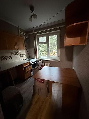 2 комнаты, 9 мкр Собственник, Только девушкам, С мебелью полностью at lalafo.kg 2 комнаты, 9 мкр Собственник, Только девушкам, С мебелью полностью