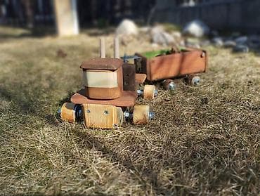 Claas тракторлор: Деревянный игрушечный тягач с прицепом. - Ручная работа из lalafo.kg да — 2 Claas тракторлор: Деревянный игрушечный тягач с прицепом. - Ручная работа из — 2