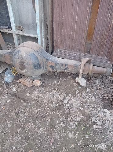 разбор зил: Гипоид чулок на Зил 130 . есть лобовой стекло на ЗИЛ 130.рабочий at lalafo.kg — 1 разбор зил: Гипоид чулок на Зил 130 . есть лобовой стекло на ЗИЛ 130.рабочий — 1