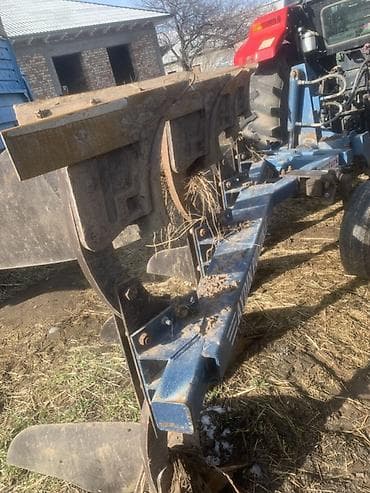 Чизелдик соколор: Навесной оборотный плуг, 4 корпуса - Тип: навесной плуг для трактора lalafo.kg да — 4 Чизелдик соколор: Навесной оборотный плуг, 4 корпуса - Тип: навесной плуг для трактора — 4