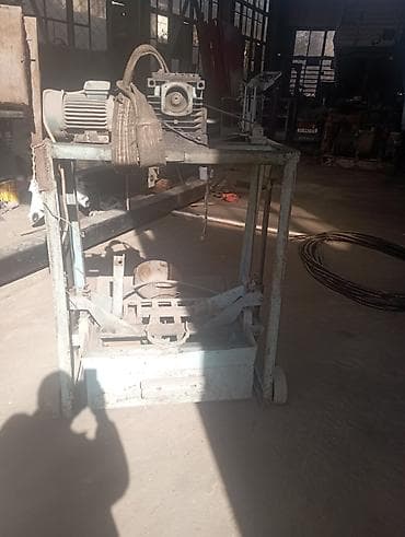 Брикет станоктору: Станок для изготовления кирпичей lalafo.kg да — 1 Брикет станоктору: Станок для изготовления кирпичей — 1