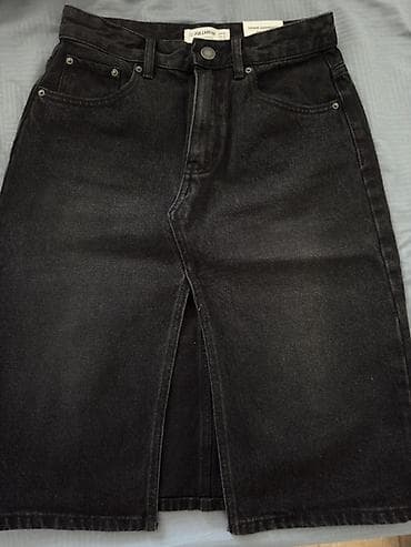 Юбка, Модель юбки: Карандаш, Миди, Джинс, По талии, С вырезом at lalafo.kg Юбка, Модель юбки: Карандаш, Миди, Джинс, По талии, С вырезом