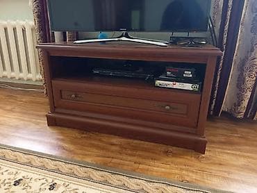 Тумба и подставка для телевизора, Напольная, Дерево, цвет - Коричневый at lalafo.kg Тумба и подставка для телевизора, Напольная, Дерево, цвет - Коричневый