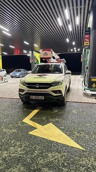 Ssangyong Rexton: 2018 г., 2.2 л, Автомат, Дизель at lalafo.kg Ssangyong Rexton: 2018 г., 2.2 л, Автомат, Дизель