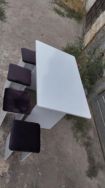 Кухонный стол и стул, Новый, Платная доставка, цвет - Белый at lalafo.kg Кухонный стол и стул, Новый, Платная доставка, цвет - Белый