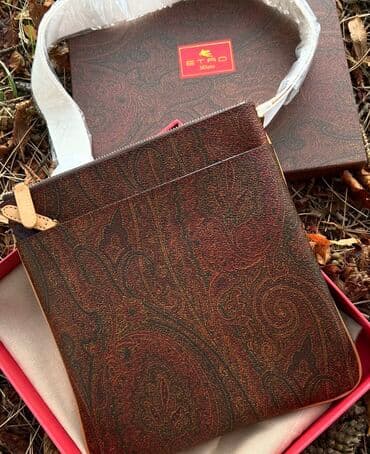 Барсетка, Материал: Натуральная кожа, Регулируемый ремень, Оригинал, Застежка на молнии, Новый at lalafo.kg Барсетка, Материал: Натуральная кожа, Регулируемый ремень, Оригинал, Застежка на молнии, Новый