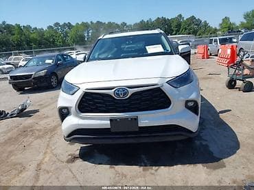 Toyota Highlander: 2022 г., 2.5 л, Вариатор, Гибрид at lalafo.kg Toyota Highlander: 2022 г., 2.5 л, Вариатор, Гибрид