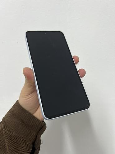 Samsung Galaxy A35, 128 ГБ, цвет - Белый, 2 SIM at lalafo.kg Samsung Galaxy A35, 128 ГБ, цвет - Белый, 2 SIM