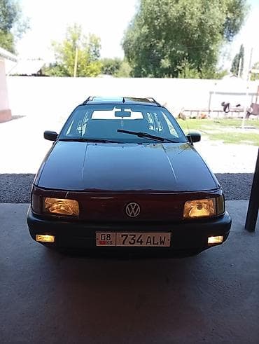 Volkswagen Passat: 1992 г., 1.8 л, Механика, Бензин, Универсал at lalafo.kg Volkswagen Passat: 1992 г., 1.8 л, Механика, Бензин, Универсал