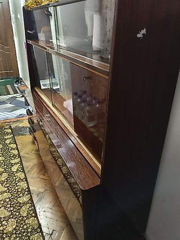 Продается сервант советский. Самовывоз at lalafo.kg Продается сервант советский. Самовывоз