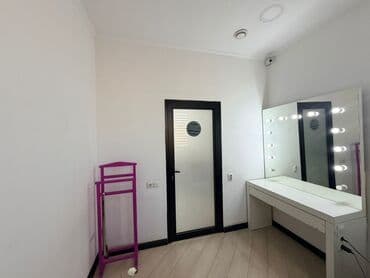 Сдается кабинет по адресу Чуй 147/1, за буфетом на 3 этаже Только для at lalafo.kg Сдается кабинет по адресу Чуй 147/1, за буфетом на 3 этаже Только для