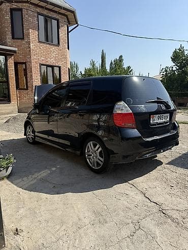 Honda Jazz: 2007 г., 1.4 л, Вариатор, Бензин, Хетчбек lalafo.kg да Honda Jazz: 2007 г., 1.4 л, Вариатор, Бензин, Хетчбек