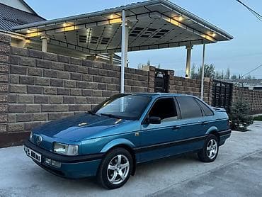 Volkswagen Passat: 1992 г., 2 л, Ручные, Бензин, Седан at lalafo.kg Volkswagen Passat: 1992 г., 2 л, Ручные, Бензин, Седан