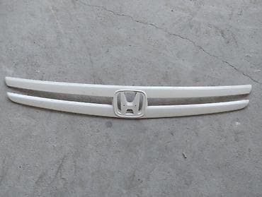 Решетка радиатора Honda 2002 г., Оригинал at lalafo.kg Решетка радиатора Honda 2002 г., Оригинал