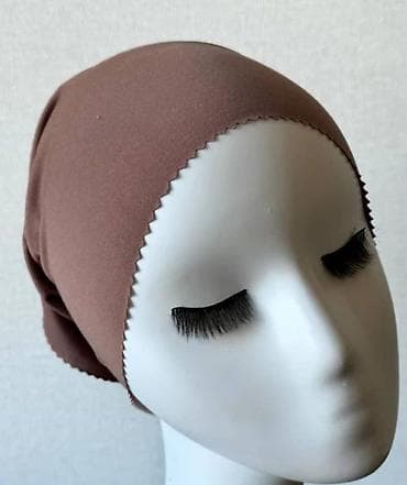 Удобная и практичная шапочка-бони для ношения под хиджабом at lalafo.kg Удобная и практичная шапочка-бони для ношения под хиджабом