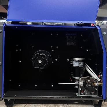 Полуавтоматический подающий механизм для сварочной проволоки (MIG/MAG) at lalafo.kg Полуавтоматический подающий механизм для сварочной проволоки (MIG/MAG)