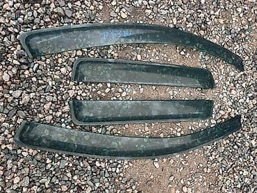 Накладка на дверь Комплект Mazda, Б/у, Оригинал at lalafo.kg Накладка на дверь Комплект Mazda, Б/у, Оригинал