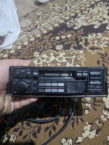 Автомобильная кассетная магнитола Kenwood KRC-464 - Оригинальная at lalafo.kg Автомобильная кассетная магнитола Kenwood KRC-464 - Оригинальная