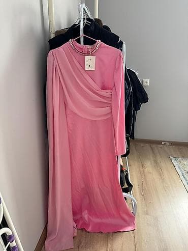 Лосиналар, леггинсылар: Вечернее платье в пол, розовое. - Фасон: прямой силуэт с драпировкой lalafo.kg да — 1 Лосиналар, леггинсылар: Вечернее платье в пол, розовое. - Фасон: прямой силуэт с драпировкой — 1