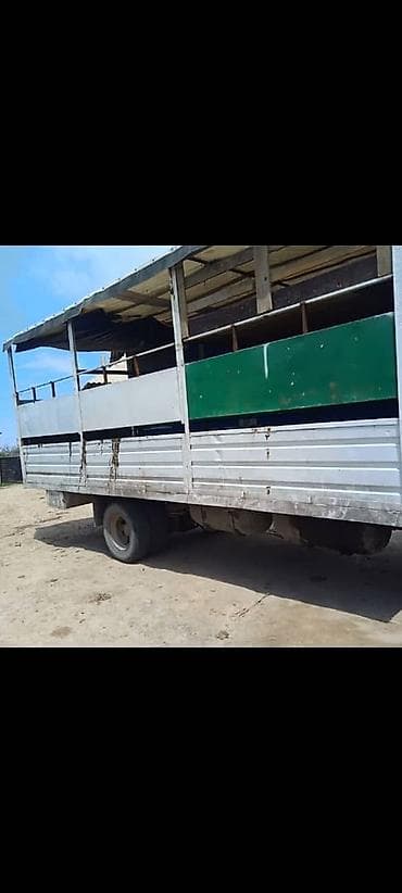 Грузовик, Mercedes-Benz, Стандарт, Б/у at lalafo.kg Грузовик, Mercedes-Benz, Стандарт, Б/у