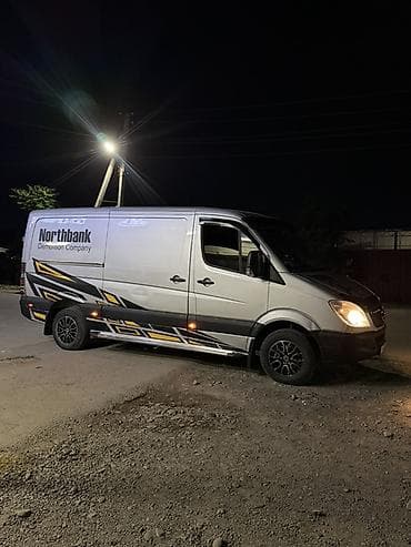 Грузовик, Mercedes-Benz, Стандарт, 3 т, Б/у at lalafo.kg Грузовик, Mercedes-Benz, Стандарт, 3 т, Б/у