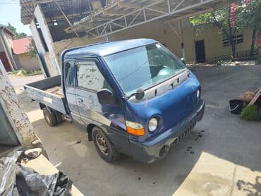 Hyundai Porter: 2000 г., 2.5 л, Механика, Дизель, Фургон at lalafo.kg Hyundai Porter: 2000 г., 2.5 л, Механика, Дизель, Фургон