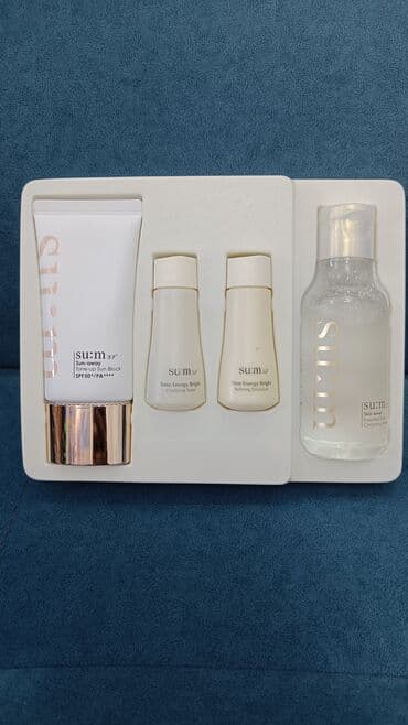 Набор ухода su:m37° Состав: - Sun-away Tone-up Sun Block at lalafo.kg Набор ухода su:m37° Состав: - Sun-away Tone-up Sun Block