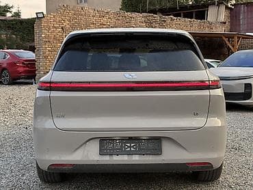 Lixiang: Lixiang L6: 2024 г., 1.5 л, Автомат, Гибрид, Кроссовер at lalafo.kg — 7 Lixiang: Lixiang L6: 2024 г., 1.5 л, Автомат, Гибрид, Кроссовер — 7