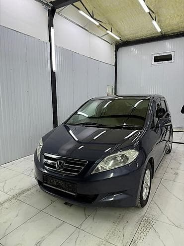 Honda Edix: 2005 г., 1.7 л, Автомат, Бензин at lalafo.kg Honda Edix: 2005 г., 1.7 л, Автомат, Бензин