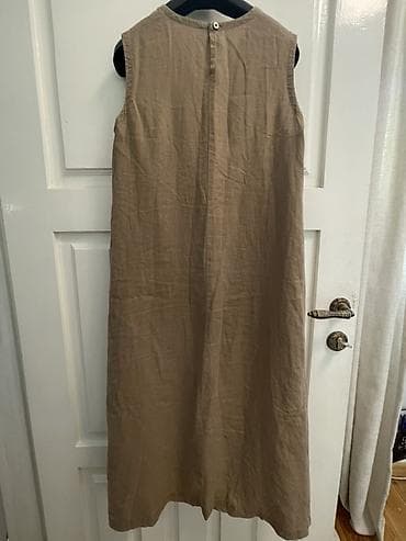 Повседневное платье, Лето, Длинная модель, Лен, Прямое, M at lalafo.kg Повседневное платье, Лето, Длинная модель, Лен, Прямое, M