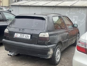 Volkswagen Golf: 1992 г., 1.8 л, Механика, Бензин, Хетчбек lalafo.kg да — 7 Volkswagen Golf: 1992 г., 1.8 л, Механика, Бензин, Хетчбек — 7