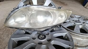 Передняя левая фара Toyota Оригинал at lalafo.kg Передняя левая фара Toyota Оригинал