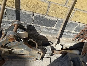 Гидромолот (гидравлический отбойный молот) для экскаватора - Навесное at lalafo.kg Гидромолот (гидравлический отбойный молот) для экскаватора - Навесное