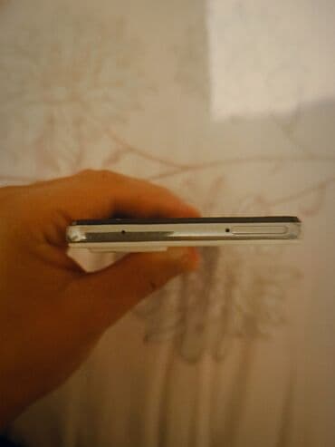 Samsung Galaxy A52, цвет - Белый at lalafo.kg Samsung Galaxy A52, цвет - Белый