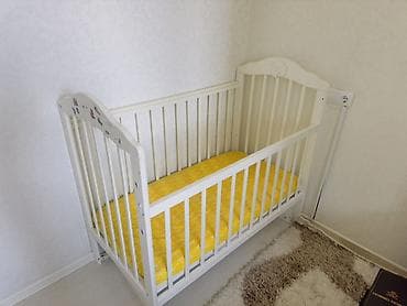 Кровать 1999 Детская кроватка с маятниковым механизмом (качание at lalafo.kg Кровать 1999 Детская кроватка с маятниковым механизмом (качание