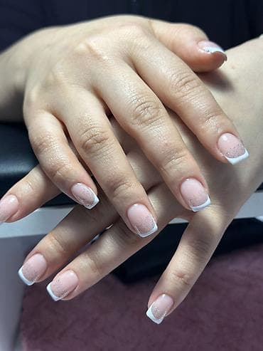 Маникюр и покрытия гель-лаком/наращивание - Классический и at lalafo.kg Маникюр и покрытия гель-лаком/наращивание - Классический и