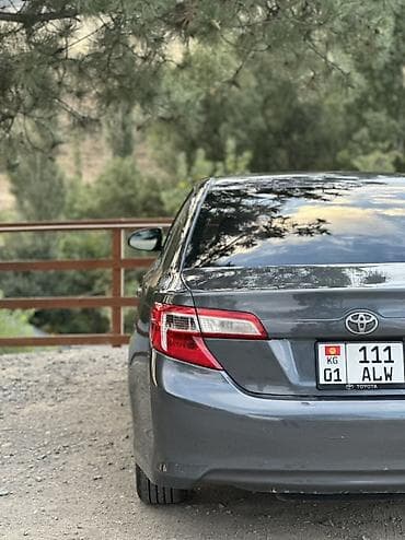 Toyota Camry: 2012 г., 2.5 л, Автомат, Бензин, Седан at lalafo.kg — 3 Toyota Camry: 2012 г., 2.5 л, Автомат, Бензин, Седан — 3