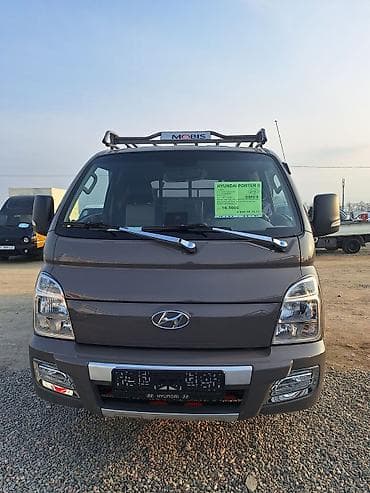 Легкий грузовик, Hyundai, Стандарт, 3 т, Б/у at lalafo.kg Легкий грузовик, Hyundai, Стандарт, 3 т, Б/у