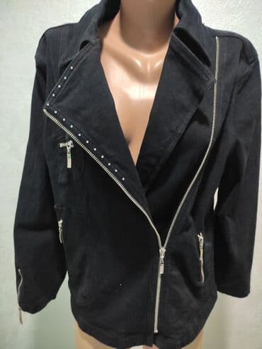 Куртка джинсовая Acezung Со стразами. в идеальном состоянии Размер - at lalafo.kg Куртка джинсовая Acezung Со стразами. в идеальном состоянии Размер -