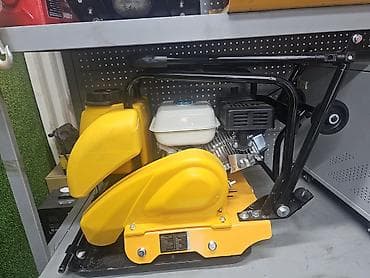 Виброплита бензиновая с баком для полива - Тип: виброплита прямого at lalafo.kg Виброплита бензиновая с баком для полива - Тип: виброплита прямого